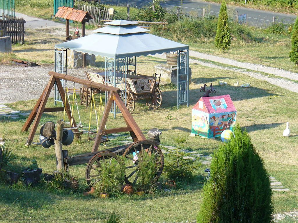 Guest House Alfa Daniel Balkanets  Εξωτερικό φωτογραφία